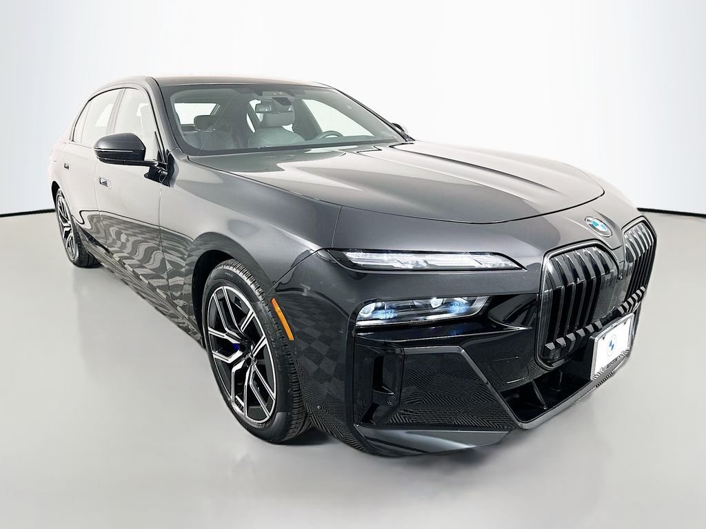 Used 2026 Black Sapphire Metallic BMW 760i xDrive image 3