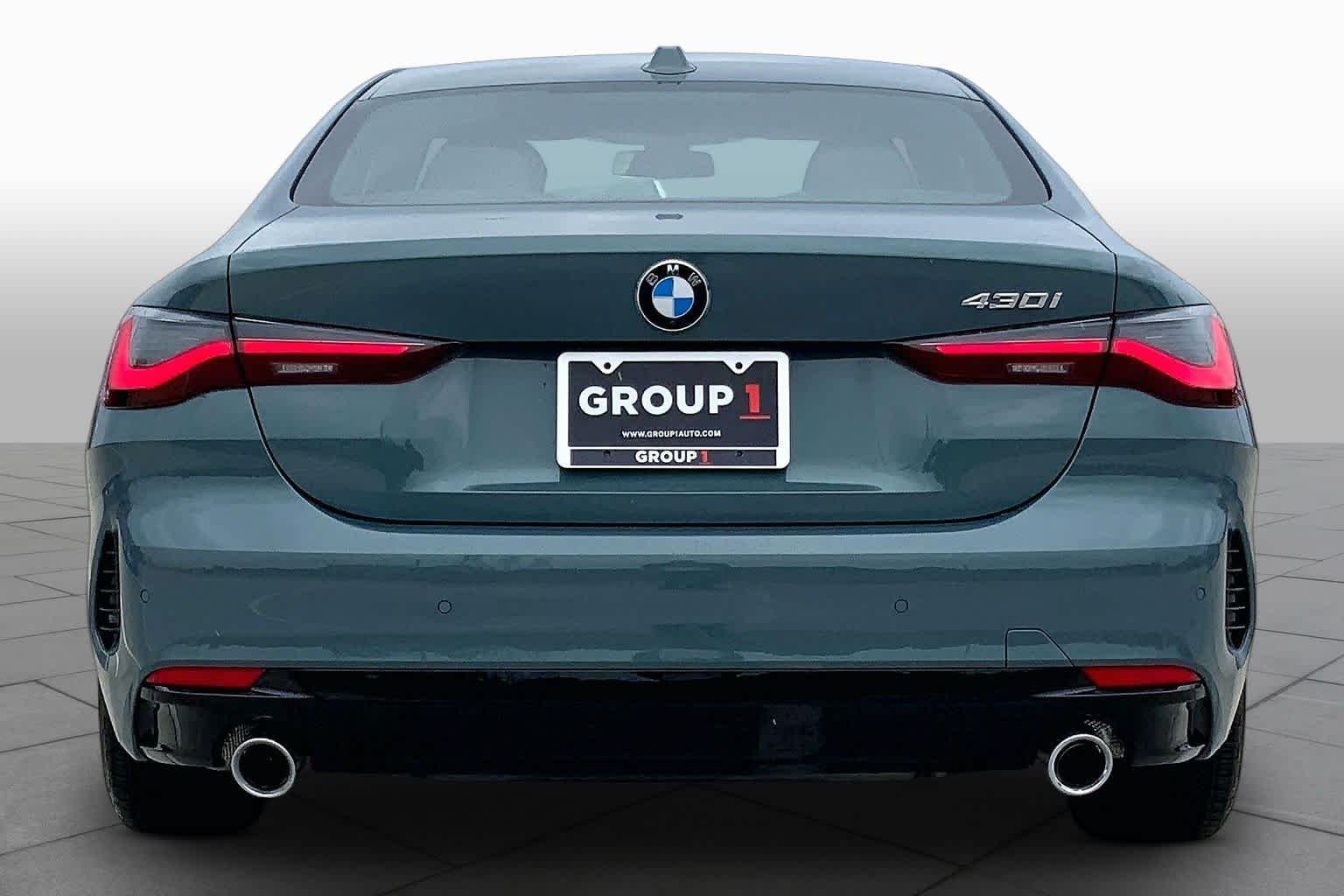 Used 2026 Cape York Green Metallic BMW 430i image 4
