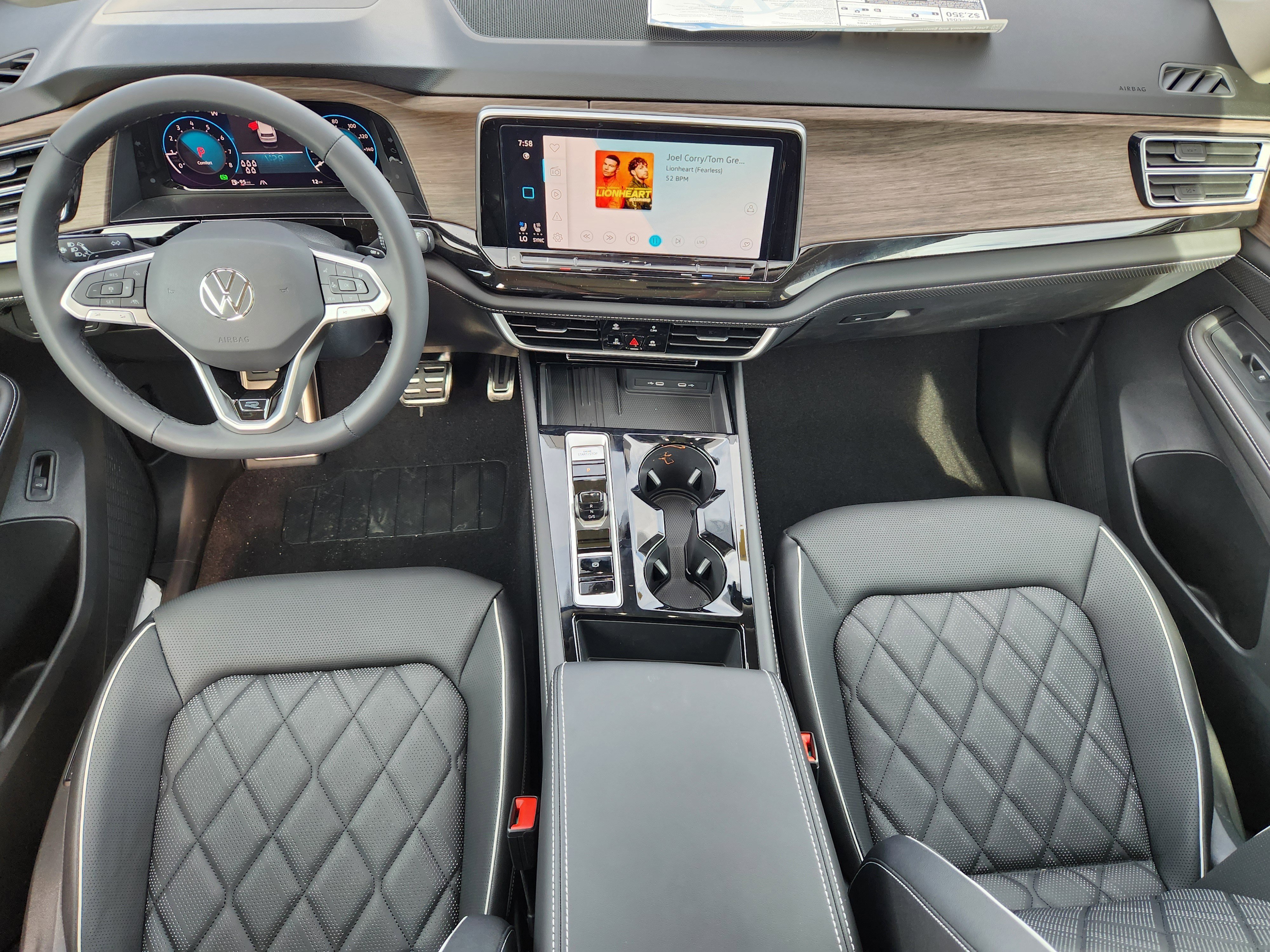 2026 Volkswagen Atlas SEL Premium R-Line - Photo 11