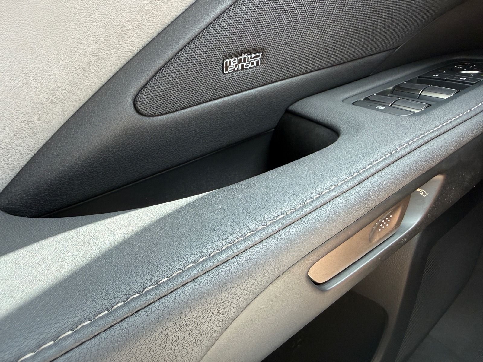 Used 2026 Beige Lexus 350 Luxury image 27