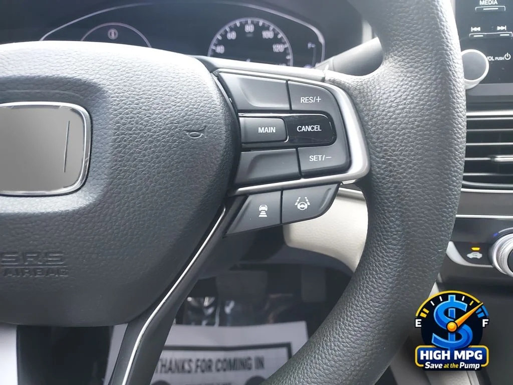 Used 2018 White Honda LX image 17