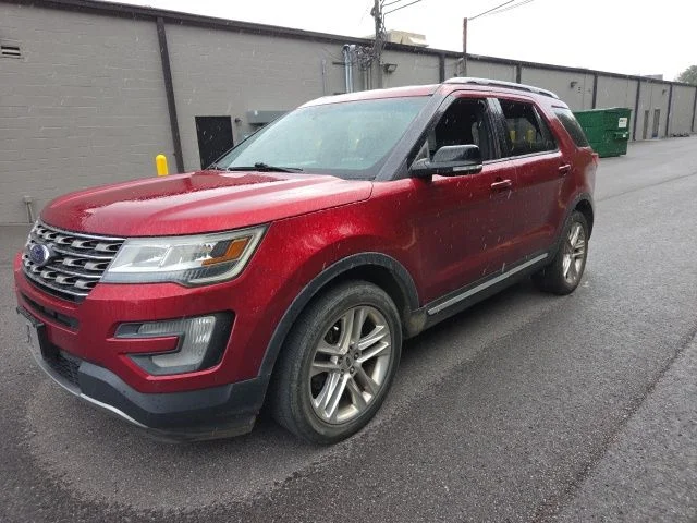 Used 2016 Red Ford XLT image 6