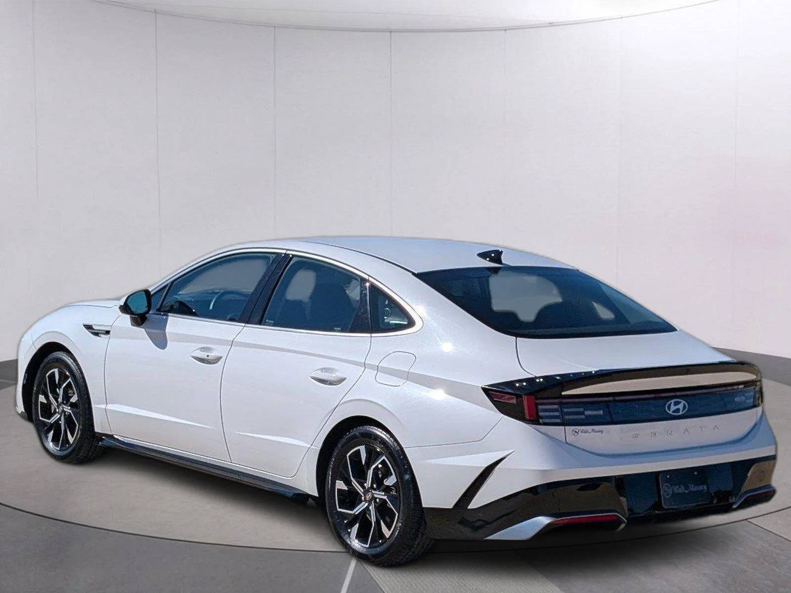 Used 2025 Serenity White Hyundai SEL image 3