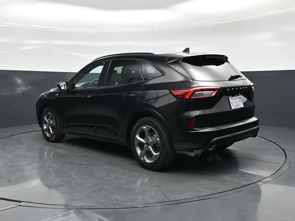 Used 2023 Black Ford ST-Line image 6