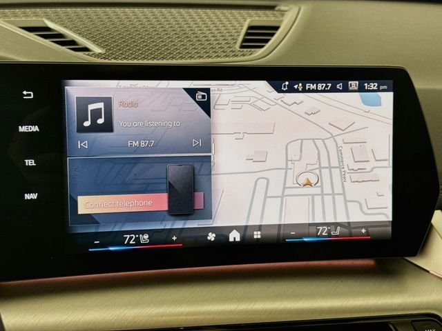 New 2026 White Metallic BMW xDrive28i image 15