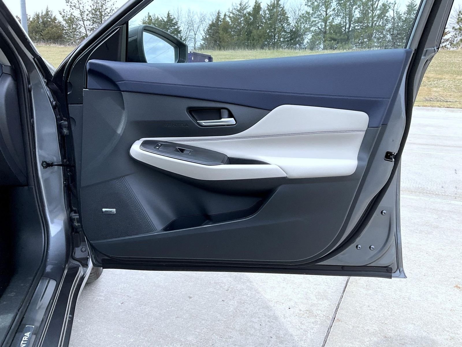 New 2026 Gun Metallic Nissan SL image 17