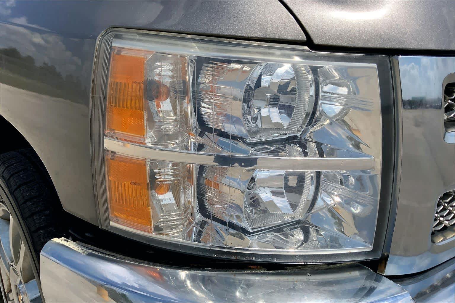 Used 2013 Graystone Metallic Chevrolet LT image 26