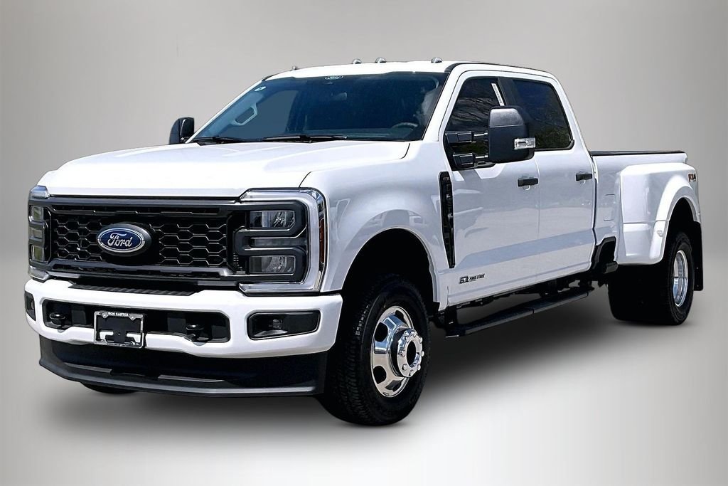 New 2026 Ford Super Duty F-350 XL 4D Crew Cab