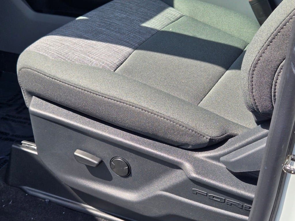 2026 Ford F-350 Super Duty XLT - Photo 22