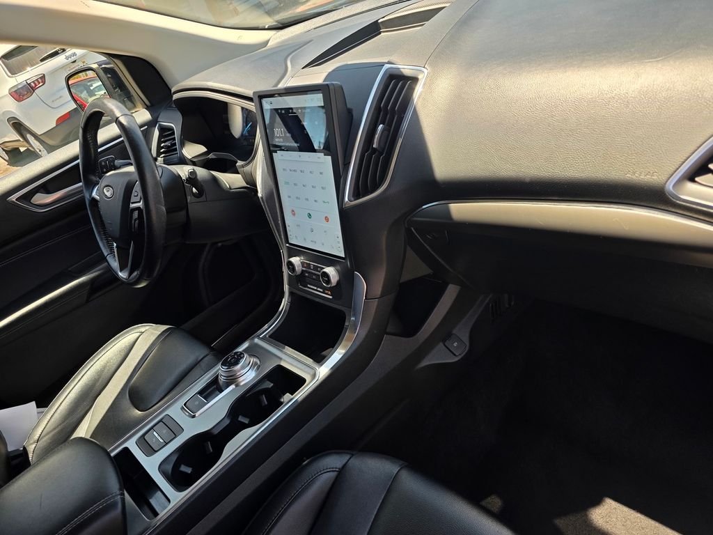 Used 2022 Black Ford Titanium image 22