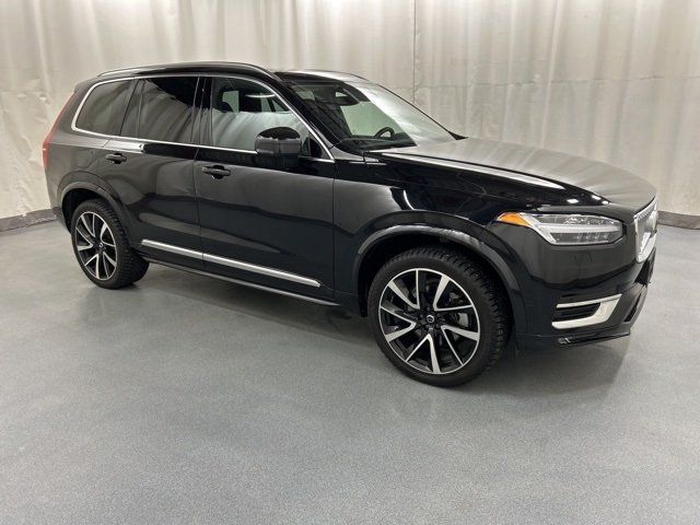 2023 Volvo XC90 Plus