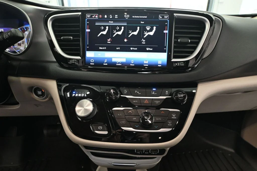 2022 Chrysler Pacifica Touring L - Photo 31