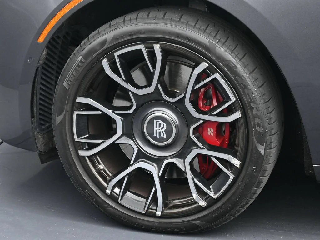 Certified Used 2022 Gray Rolls-Royce  image 11