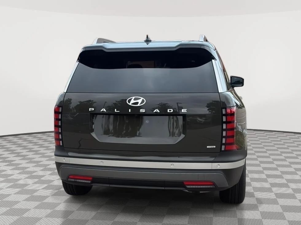 New 2027 Titan Green Pearl Hyundai SEL 7P image 7