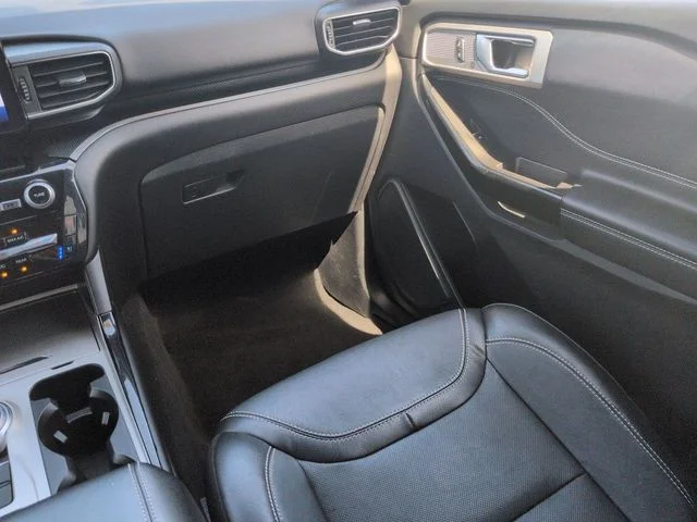 Used 2022 Red Metallic Ford ST image 17
