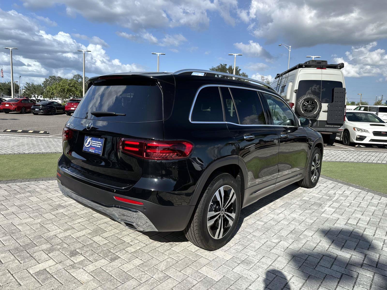 New 2026 Black Mercedes-Benz 250 SUV image 5