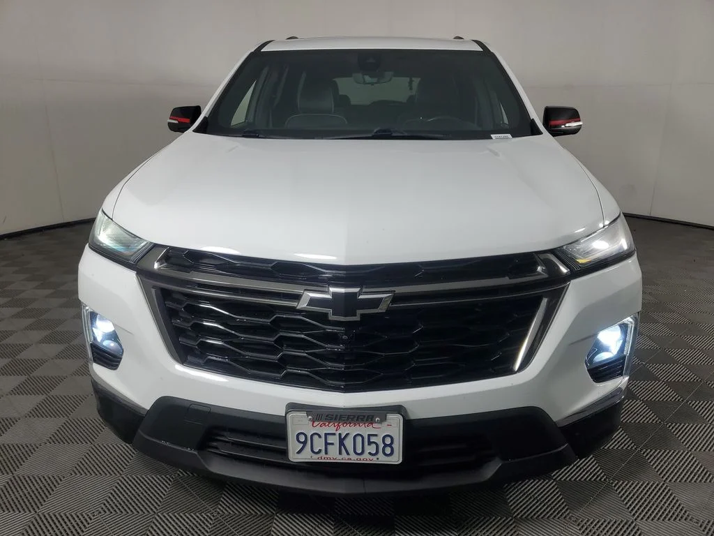 Used 2022 White Chevrolet Premier image 9