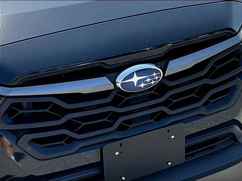 Used 2024 Crystal Black Silica Subaru Premium image 33