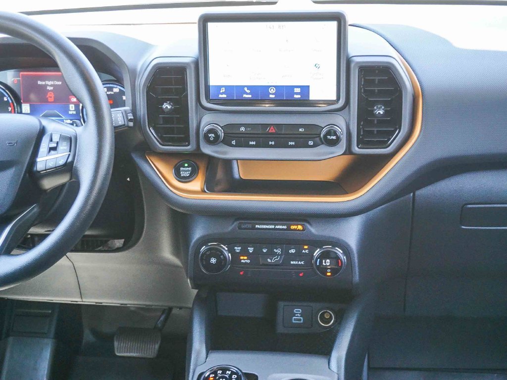 Used 2021 Green Ford Badlands image 15