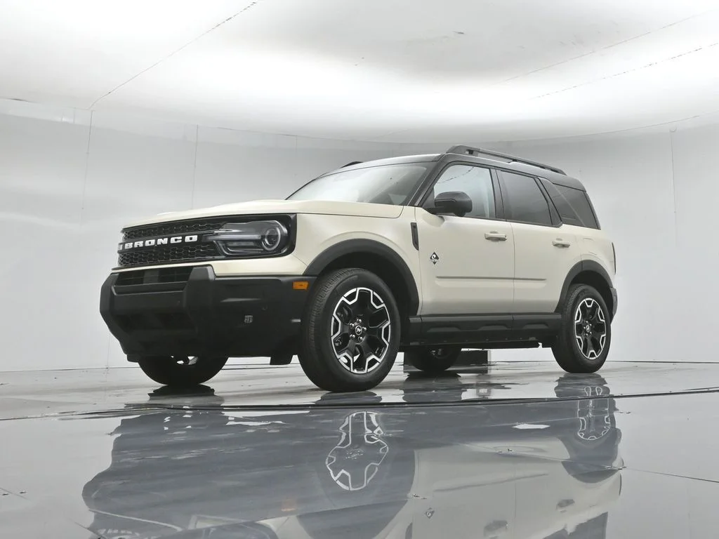 Certified Used 2025 Beige Ford Outer Banks image 47