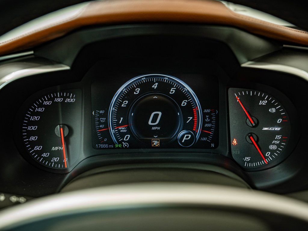 2015 Chevrolet Corvette Z06 - Photo 38