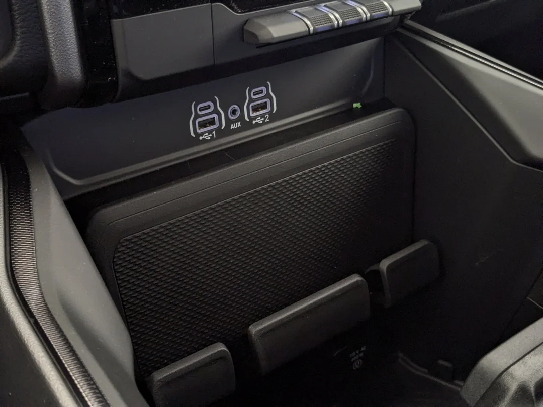 New 2026 Grey RAM Sport - - 4x4 - 420HP Turbo I6 - Adaptive Cruise Control - Park Assist & More! image 21