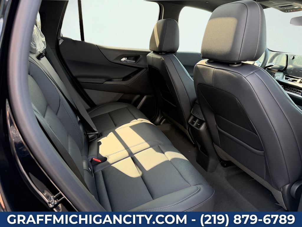 2027 Chevrolet Equinox LT - Photo 29