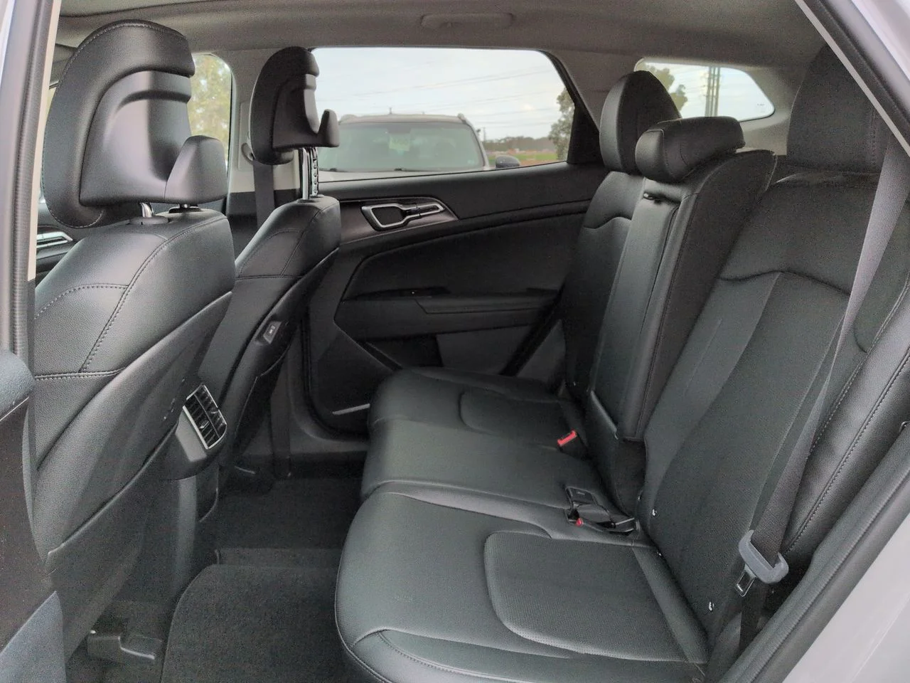 New 2026 Wolf Gray Kia EX image 26