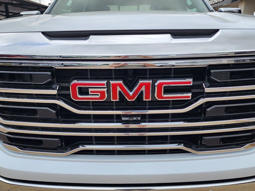 2026 GMC Sierra 1500 SLT - Photo 10