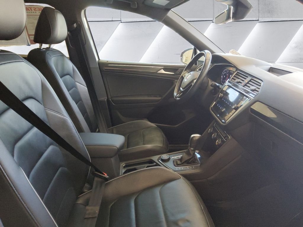 Used 2019 Beige Volkswagen 2.0T SEL Premium R-Line image 13