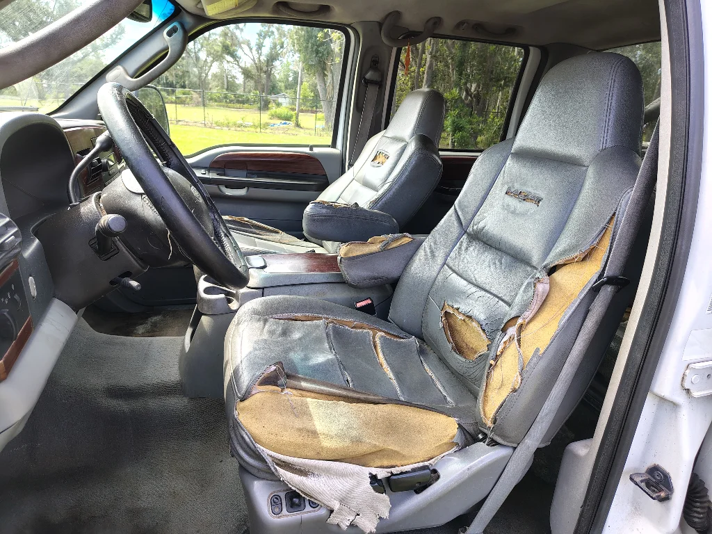 Used 2005 Oxford White Clearcoat Ford Lariat 4X2 D.R.W. image 14