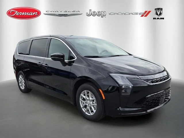 2027 Chrysler Pacifica Select's photo