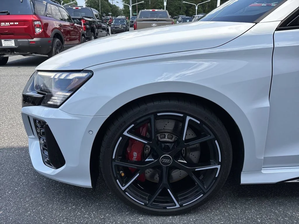 Used 2024  Audi 2.5T image 19