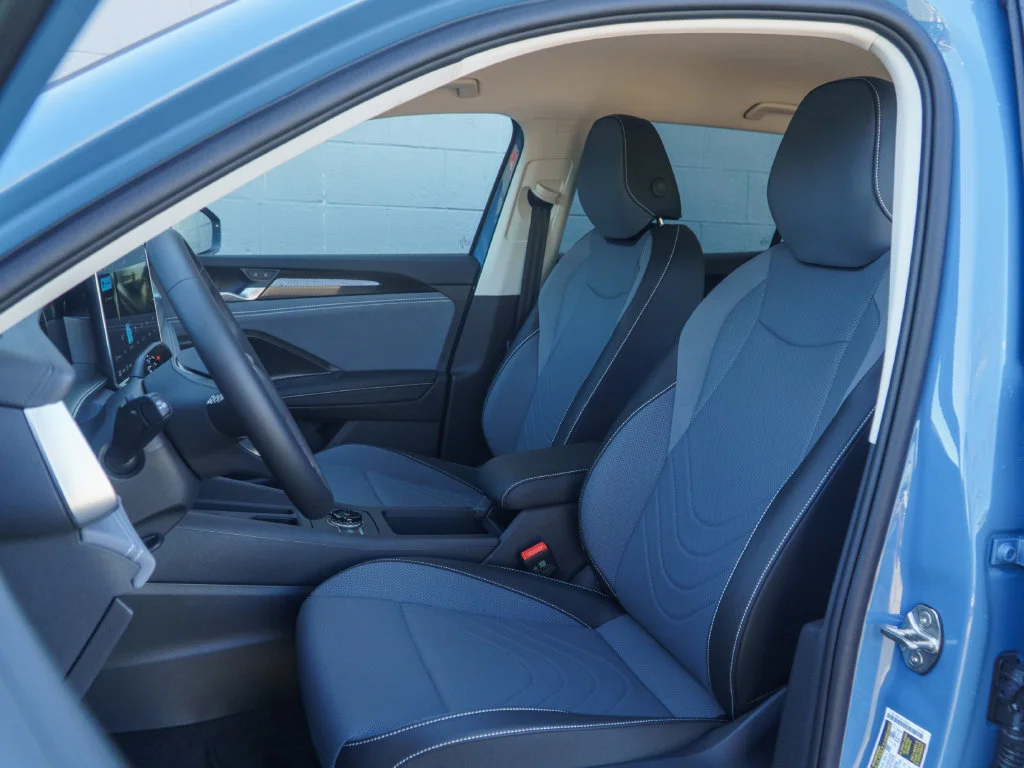 New 2026 Monterey Blue Pearl Volkswagen 2.0T SE image 8