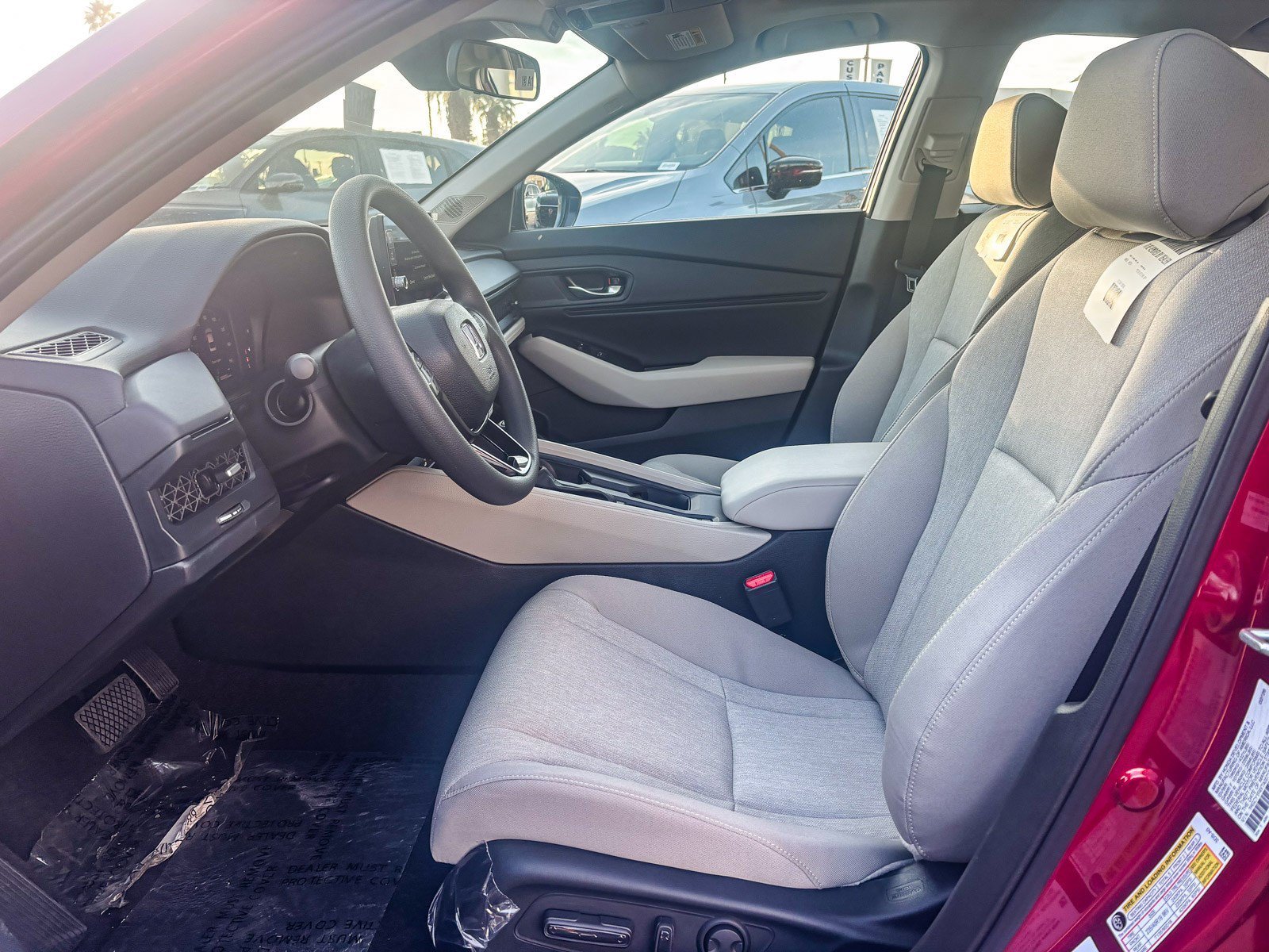 New 2026 Platinum White Pearl Honda SE image 19