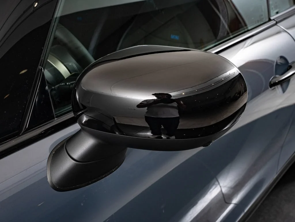 New 2026 Gray Metallic MINI Iconic image 16