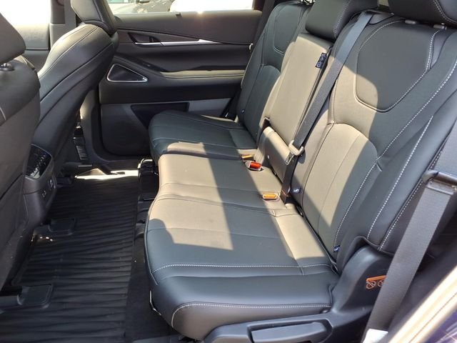 Used 2023 Blue INFINITI Sensory image 24