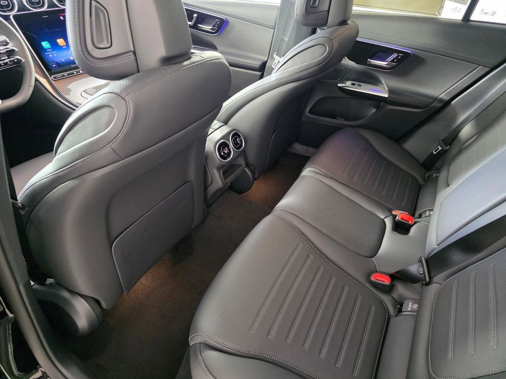 New 2026 Black Mercedes-Benz GLC 300 image 30