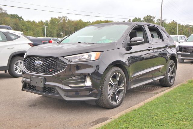 Used 2022 Agate Black Metallic Ford ST image 2