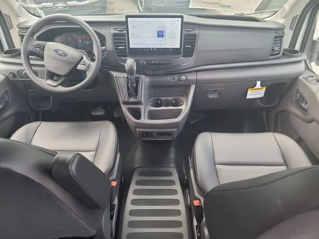 New 2026 Oxford White Ford Base image 16