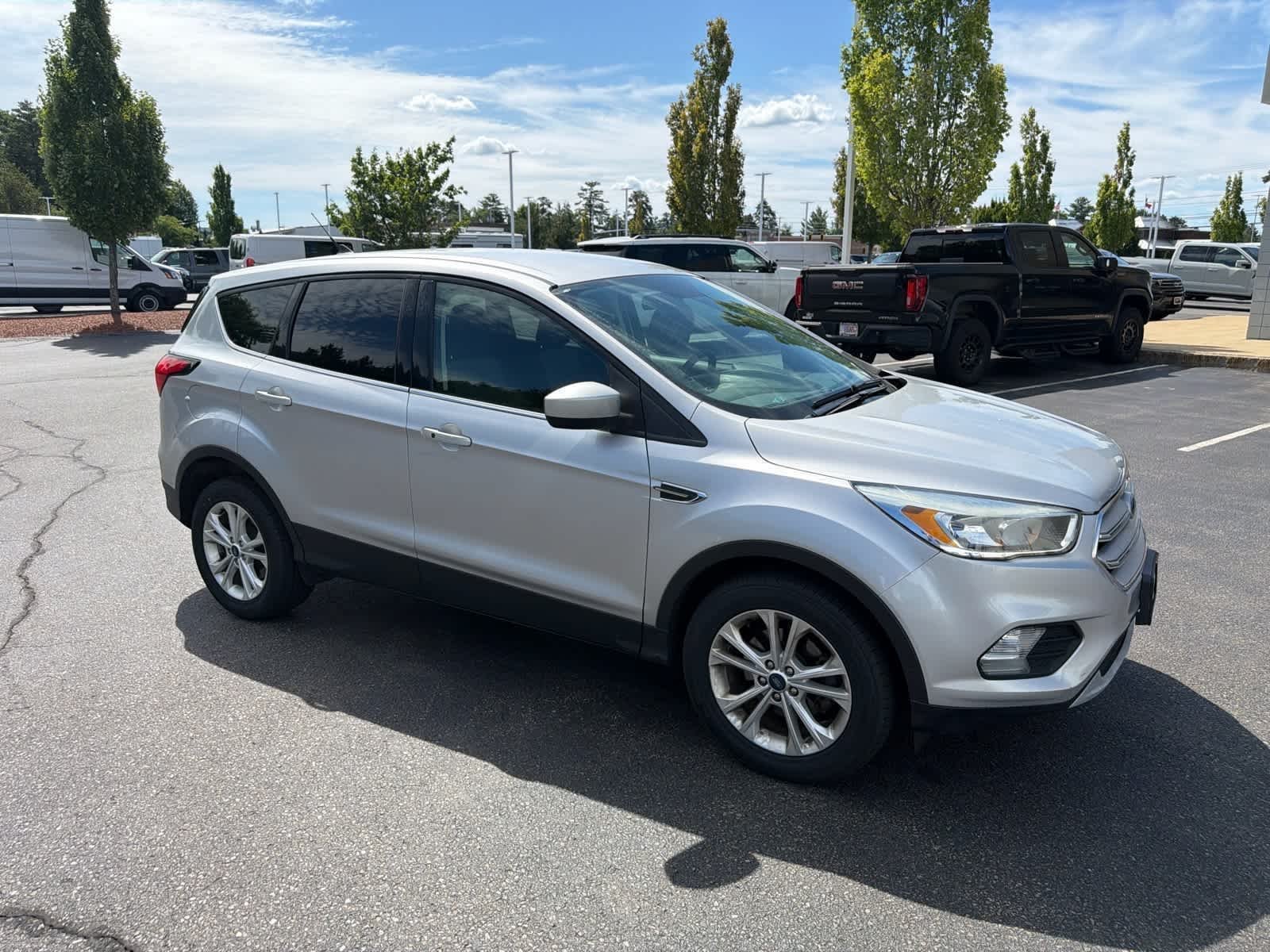 Used 2019 Ford Escape SE with VIN 1FMCU0GD4KUA31057 for sale in Nashua, NH