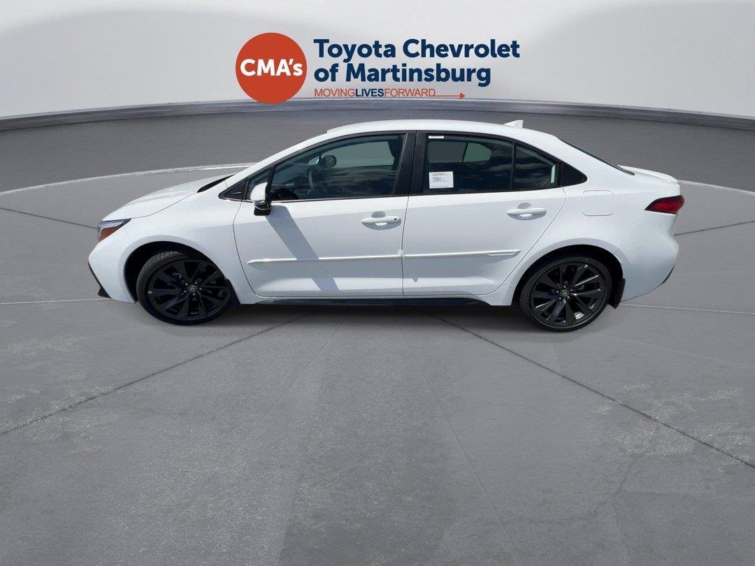 New 2026 Ice Cap Toyota SE image 5