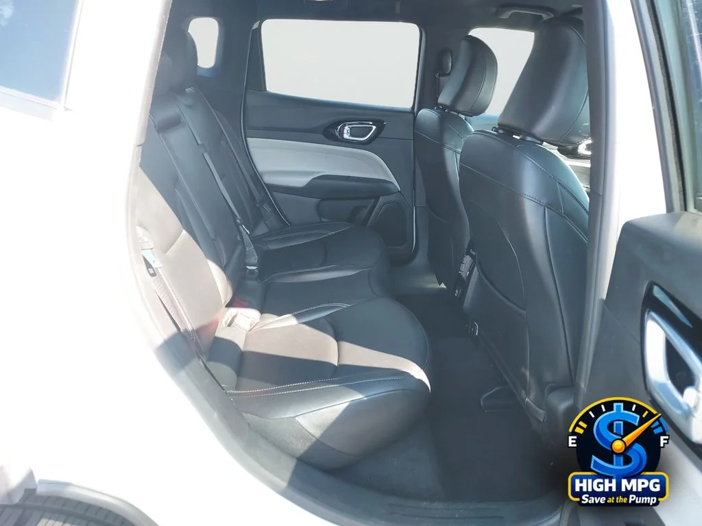 2025 Jeep Compass Limited - Photo 25