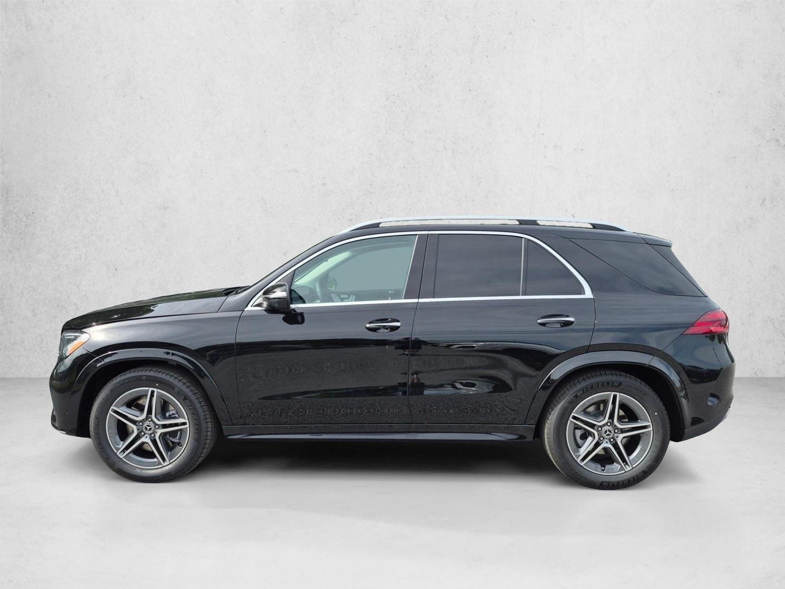 New 2026 Black Mercedes-Benz GLE450 image 5