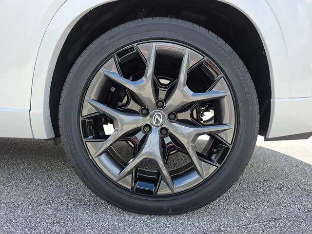 2026 Lexus TX 500h F-Sport Premium - Photo 16