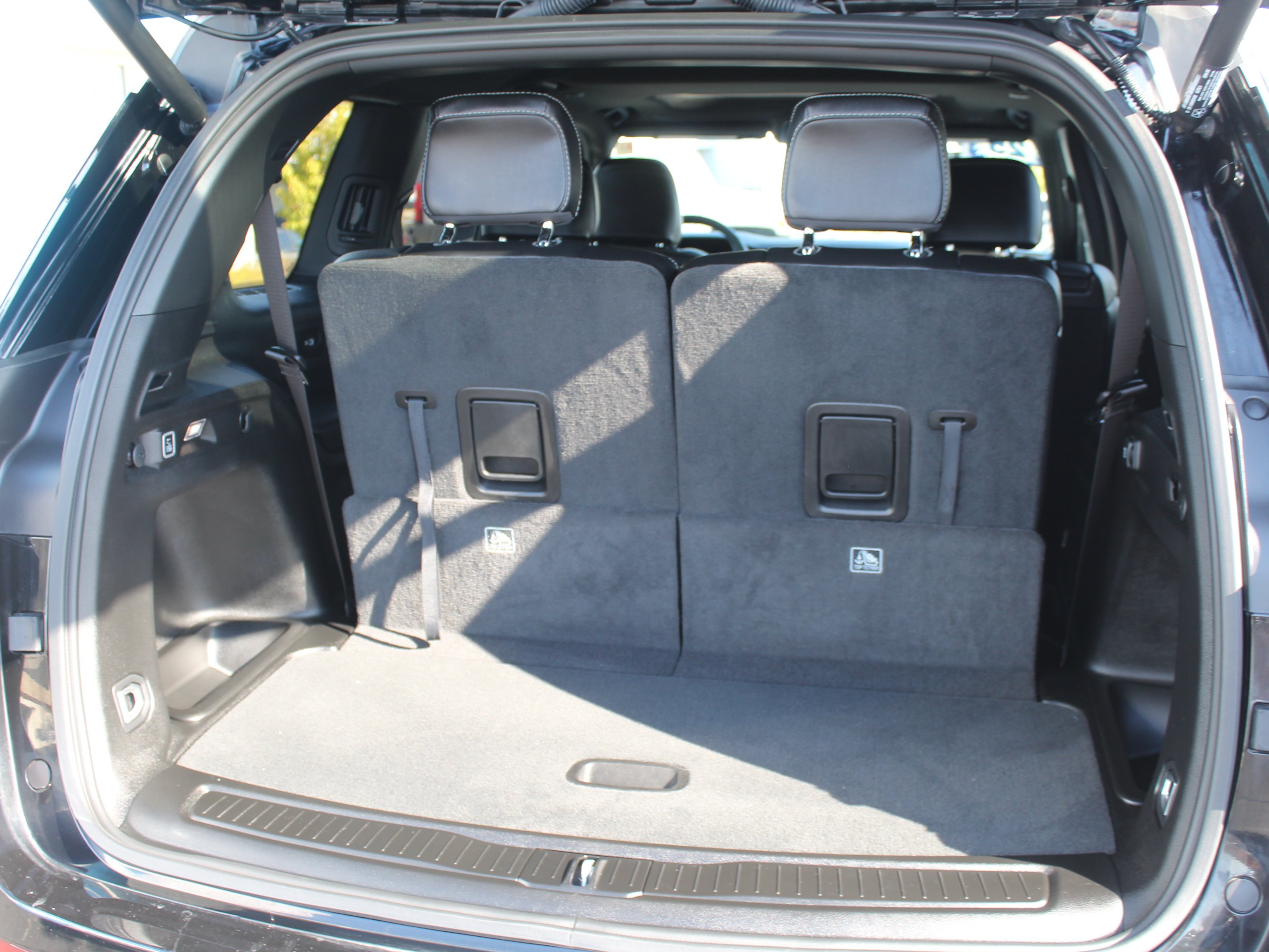 Used 2025 Black Jeep Altitude X image 33
