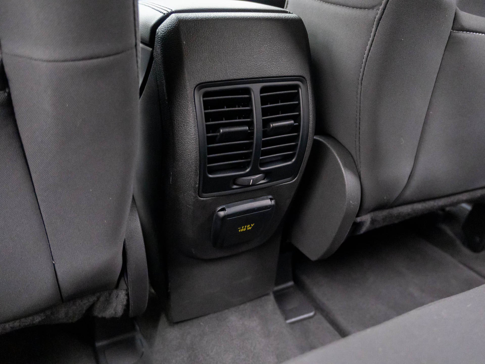 Used 2014 Red Ford SE image 17