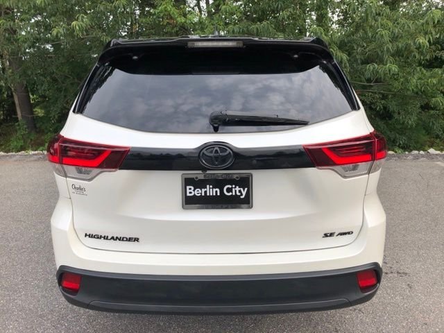 Used 2019 Blizzard Pearl Toyota SE image 6