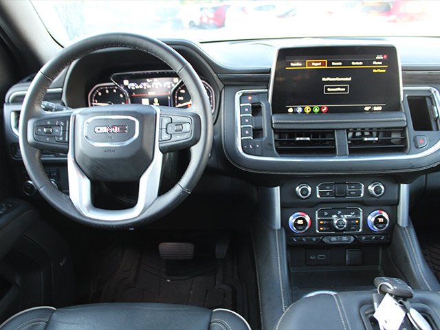 Used 2021 White Frost Tricoat GMC SLT image 11