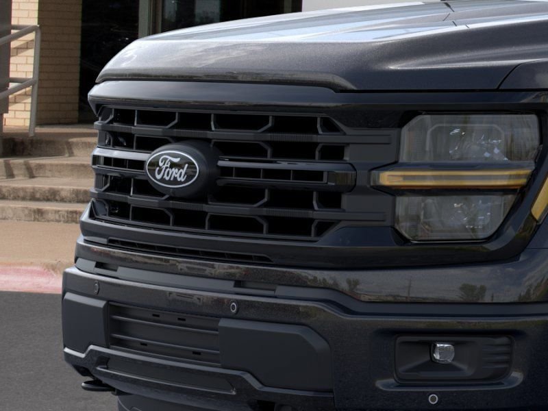 New 2026 Agate Black Metallic Ford XLT image 18